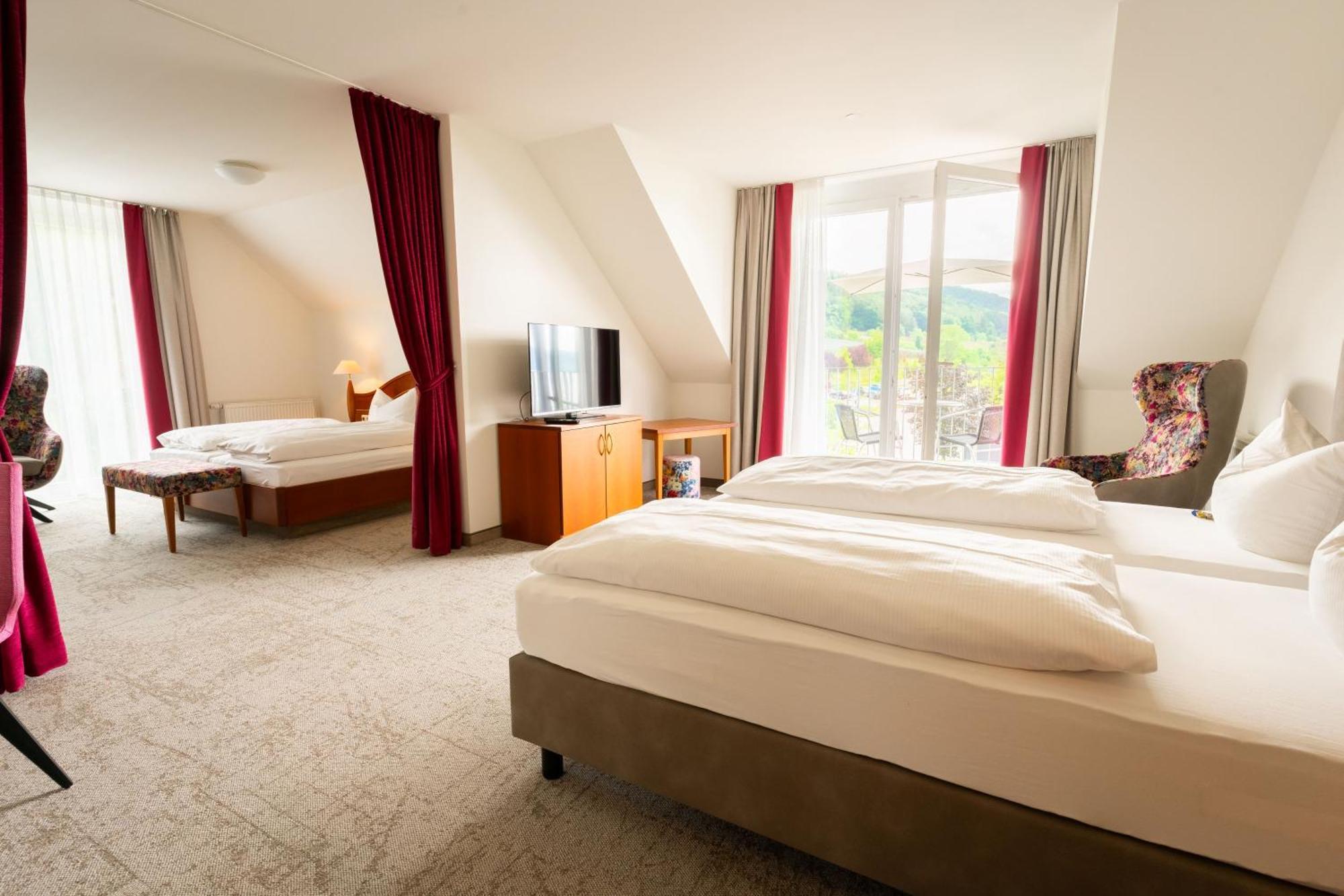 Hotel Rosmarin Bodman-Ludwigshafen Buitenkant foto