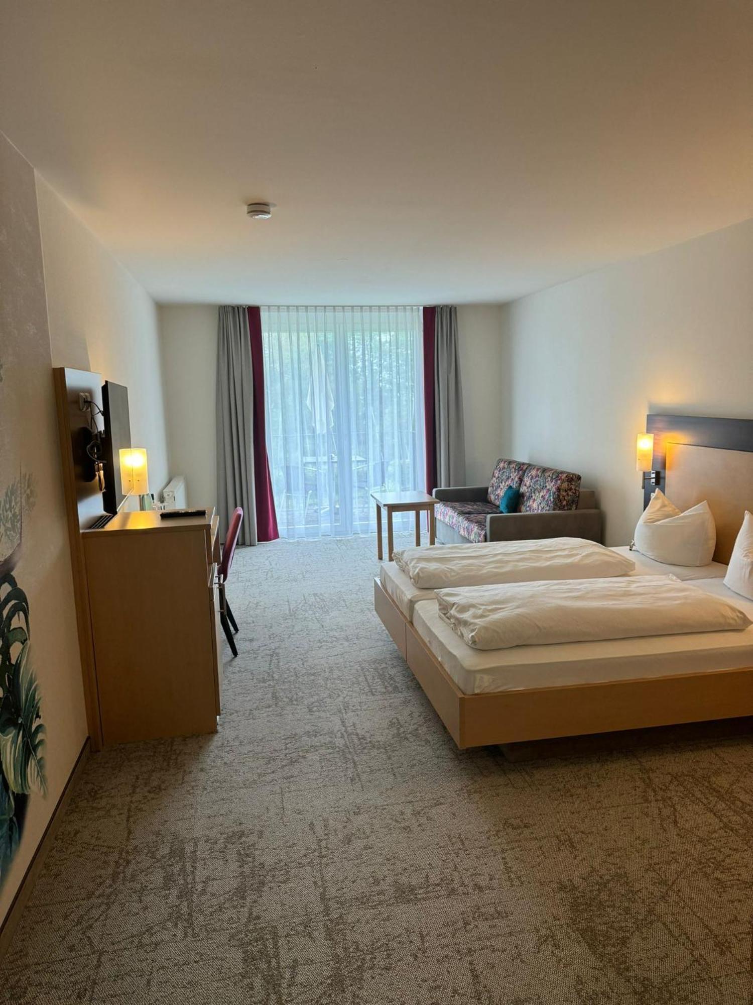 Hotel Rosmarin Bodman-Ludwigshafen Buitenkant foto
